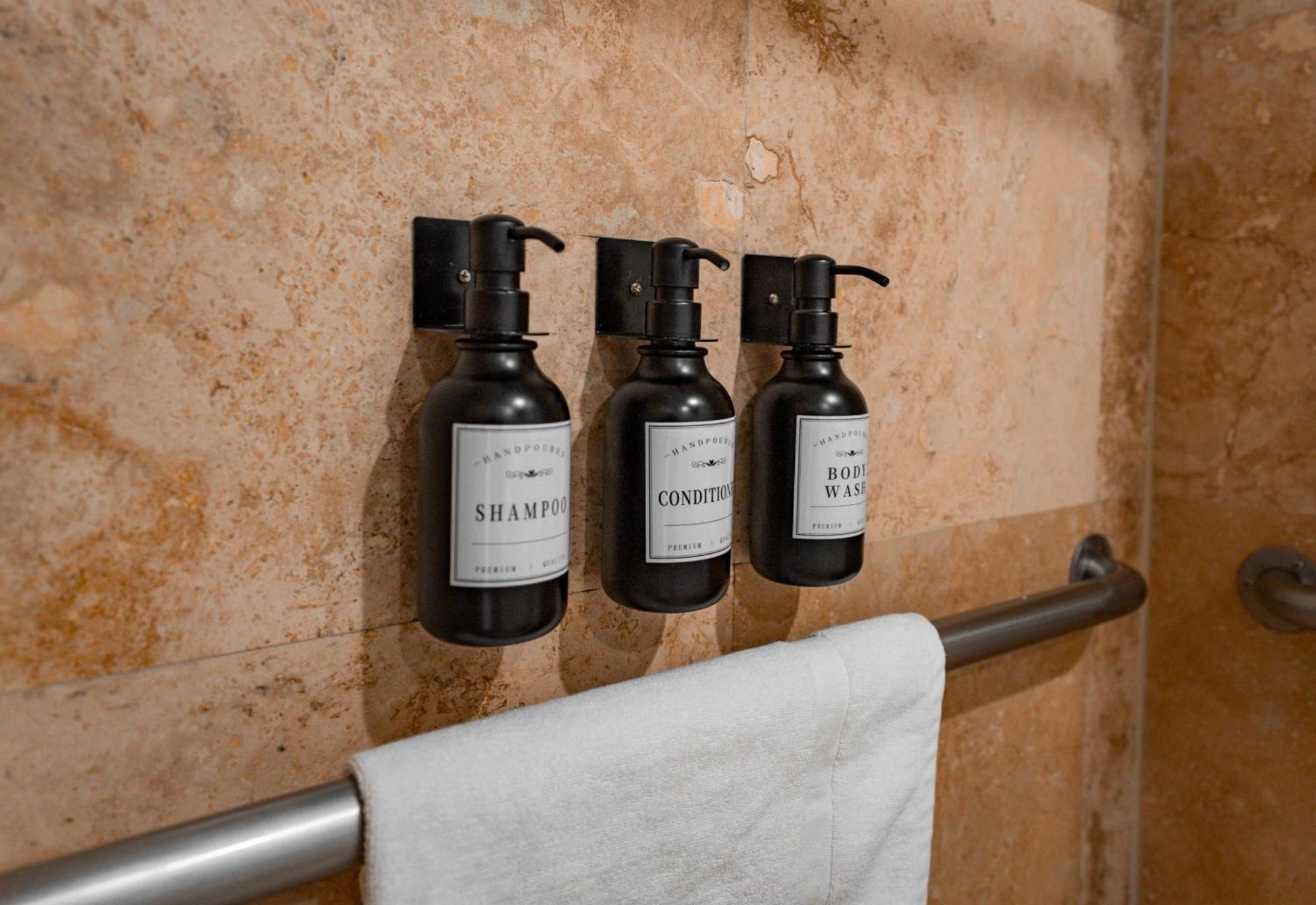 นูโว สวีท ไมอามี แอร์พอร์ต เวสต์/โดรัล Hotel Sweetwater ภายนอก รูปภาพ